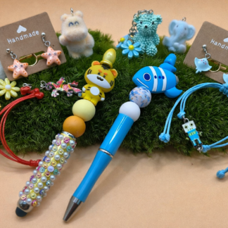 LE MONDE DES ENFANTS