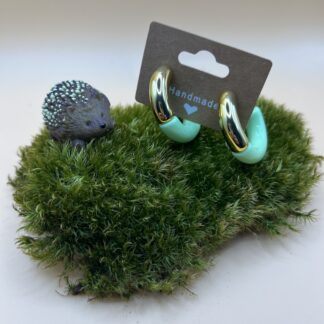 Créoles tubes verts et base dorée